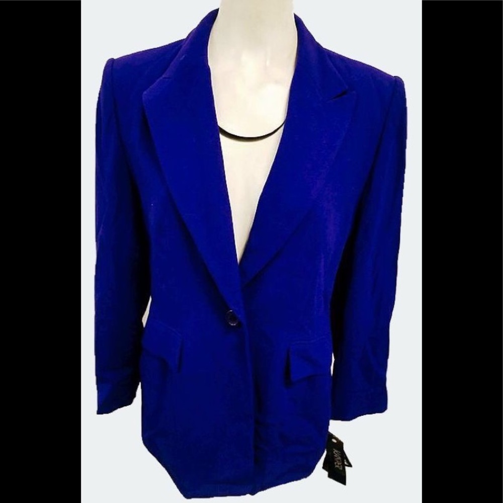 Classic Style Blazer…Beautiful vivid blue!